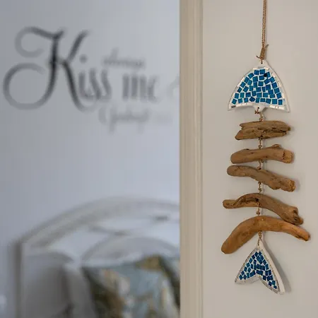 Adelfa Golf Apartment